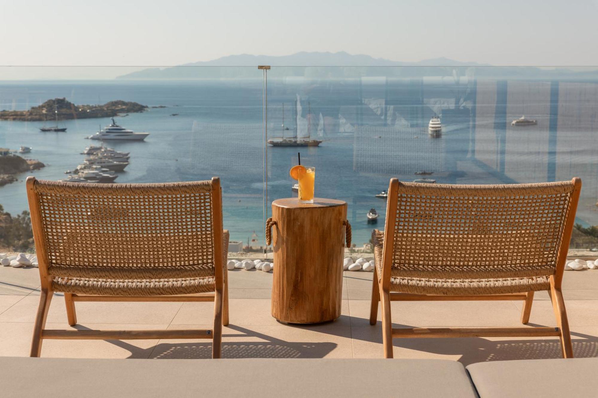 Calma Mykonos Psarrou
